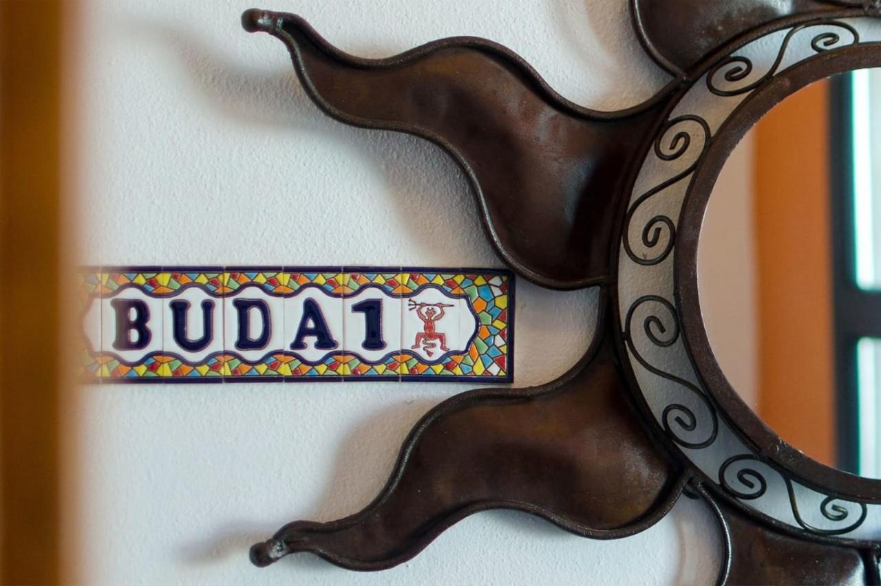 Buda ตินาโค ภายนอก รูปภาพ